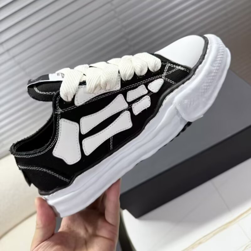 Dissolved Shoes For Both Men A - Men'S Shoes Height Increase recension och pris