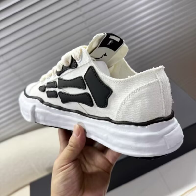 Dissolved Shoes For Both Men A - Men'S Shoes Height Increase recension och pris
