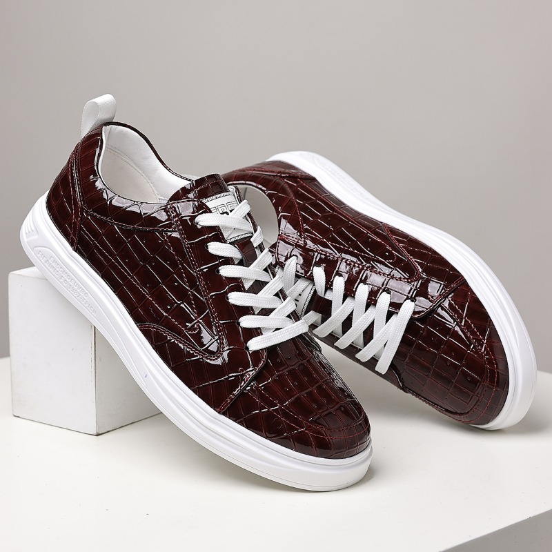 Classic Male Low Top Skate Sho - Men'S Shoes Hey Dude recension och pris