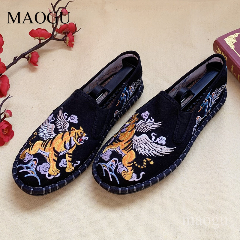 Unisex Chinese Style Embroider - Loafer Slip On Men recension och pris