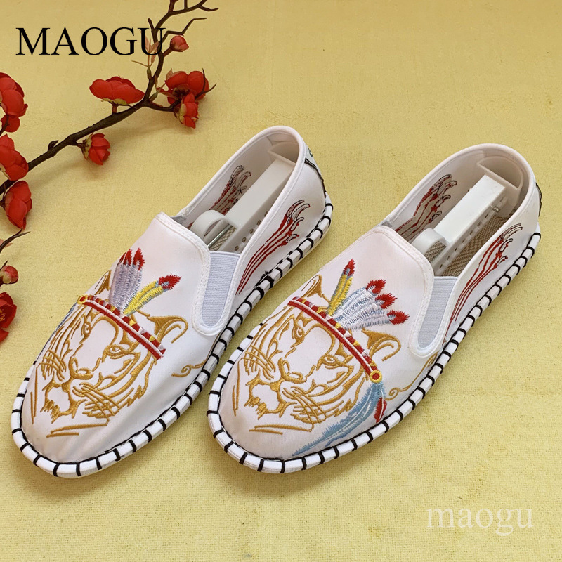 Unisex Chinese Style Embroider - Loafer Slip On Men recension och pris